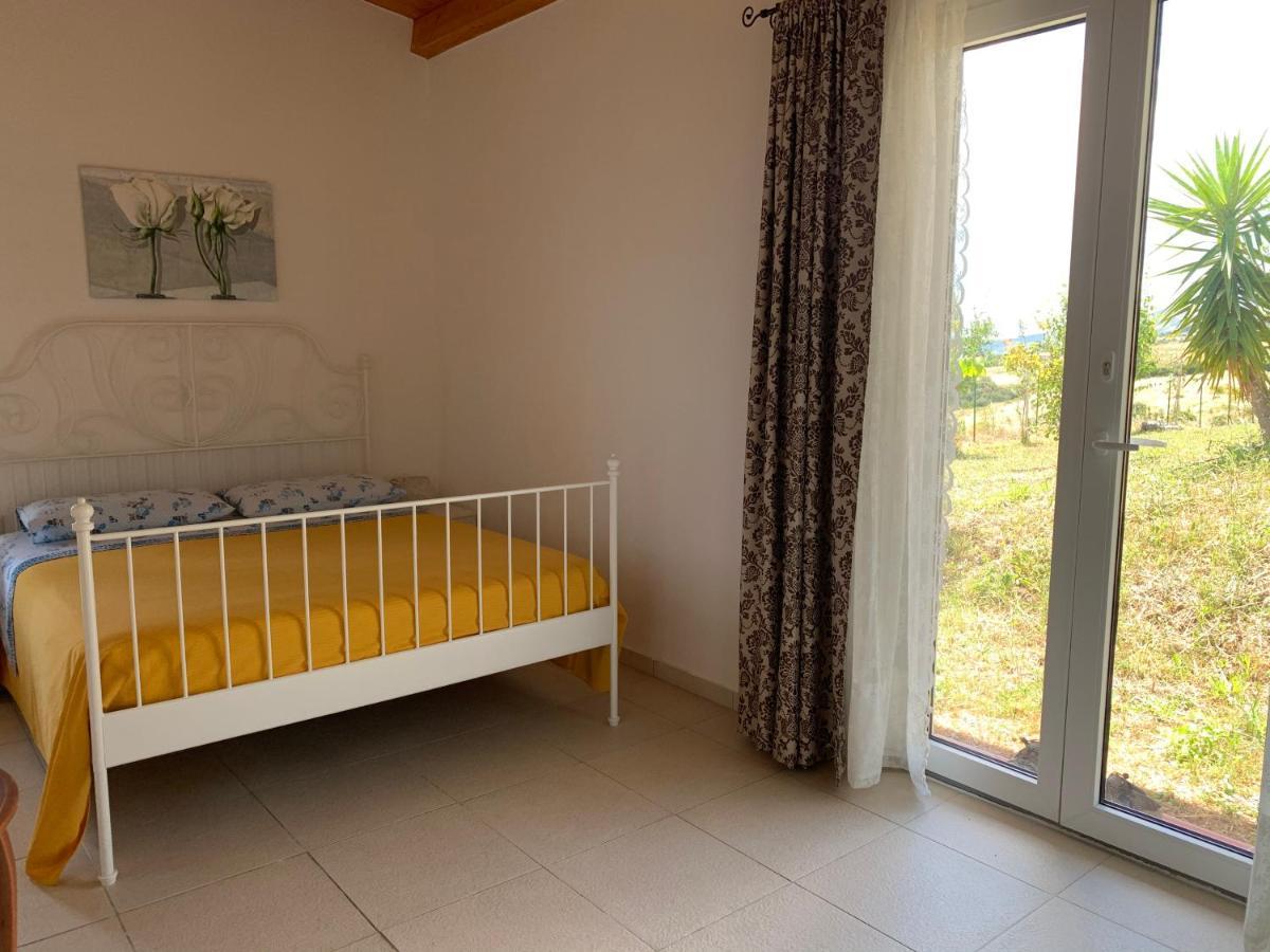 B&B Villa Sveva ロッカ・インペリアーレ エクステリア 写真