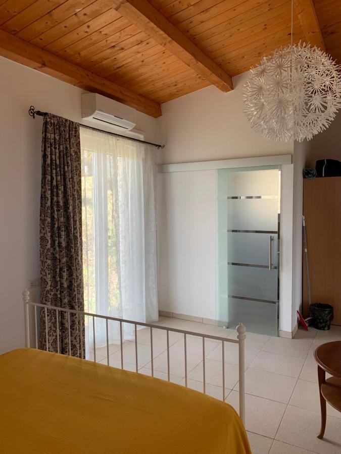 B&B Villa Sveva ロッカ・インペリアーレ エクステリア 写真